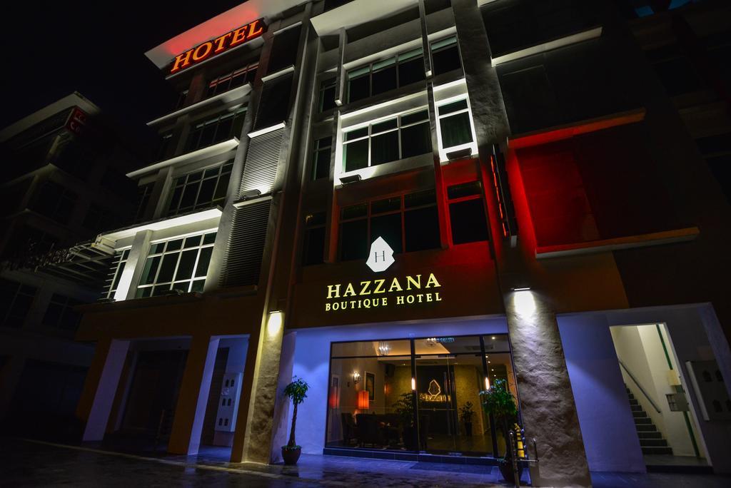 Hazzana Boutique Hotel Seri Kembangan Esterno foto